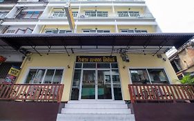 Bangkok Check Inn